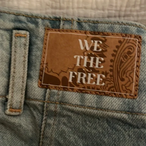 Free People We the Free Extreme Measures Barrel Shorts Lt Blue NWT - Picture 12 of 12